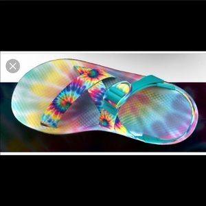ISO womens 10 tie dye Chaco!